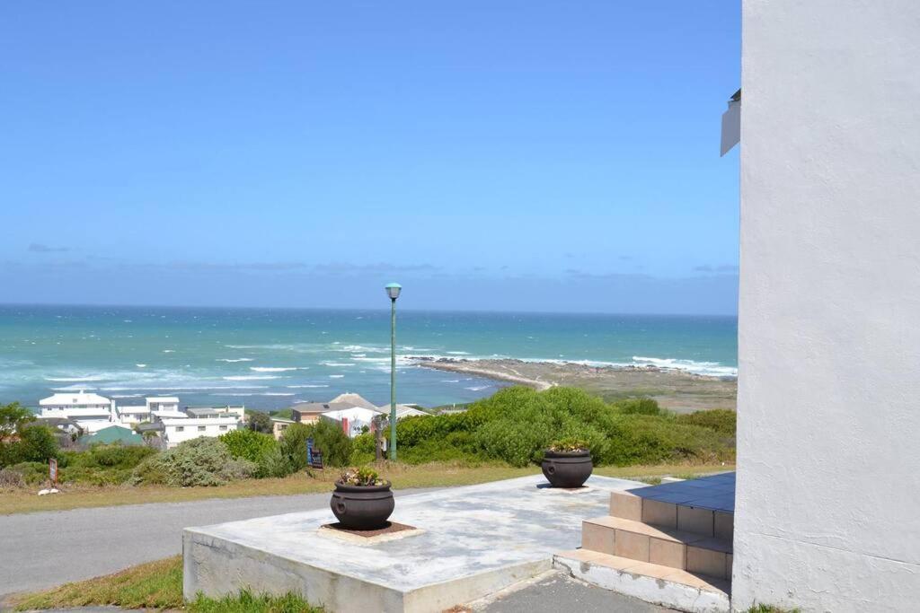 Agulhas Heights Self-Catering Cottages Esterno foto