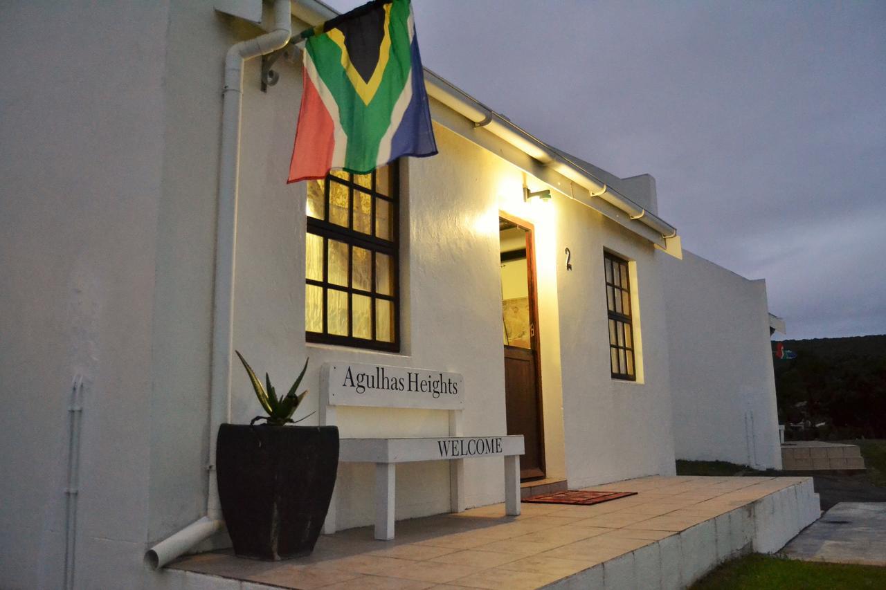 Agulhas Heights Self-Catering Cottages Esterno foto