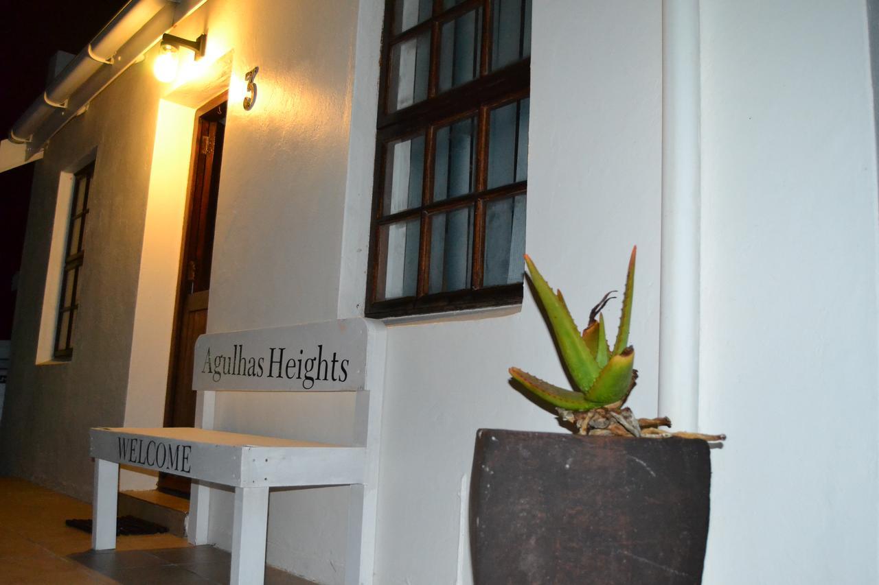 Agulhas Heights Self-Catering Cottages Esterno foto